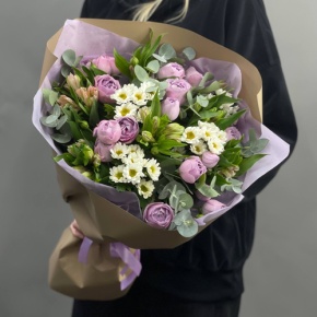 Букет "Парадайз" из кустовых пионовидных роз, альстромерий и хризантем сантини в Коломне