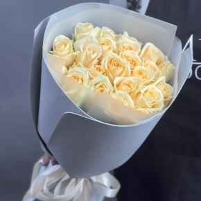 Букет из 25 роз Аваланж (50 см) в Коломне