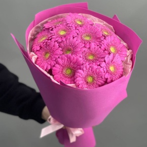 Букет "Фуксия" из 13 гербер в Коломне