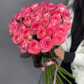 Букет из 25 роз Джумилия (70 см) в Коломне