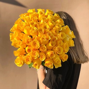Букет "Ярче солнца" из 55 лимонных роз (50 см) в Коломне