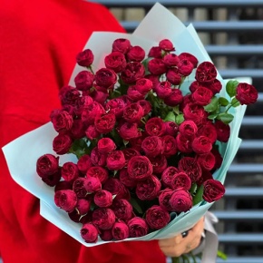 Букет "Камила" из 19 кустовых роз Марун (60 см) в Коломне