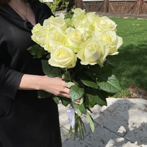 Букет из 11 белых роз (70 см) в Коломне