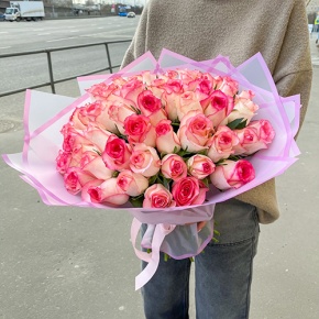 Букет 51 роза Джумилия (40 см) в Коломне