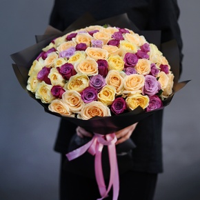 Букет "Стиль" из 75 роз микс (40 см) в Коломне