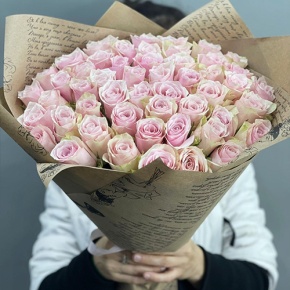 Букет из 51 пастельной розы (40 см) в Коломне