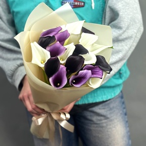 Букет из 19 калл микс в Коломне