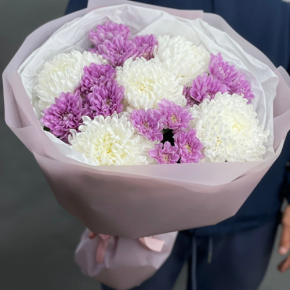 Букет "Вместе с тобой" из нежных хризантем в Коломне