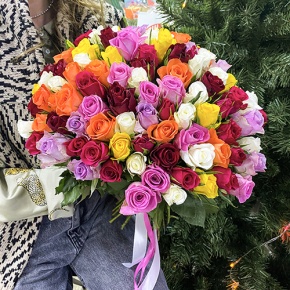 Букет из 101 розы микс (40 см) в Коломне