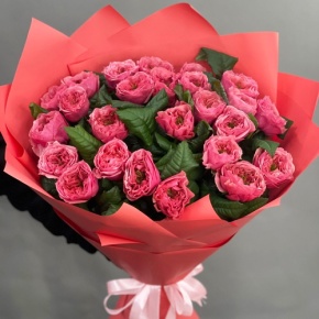 Букет из 25 махровых пионовидных роз Риджентс парк  (70 см) в Коломне