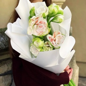 Букет из 5 амариллисов в Коломне