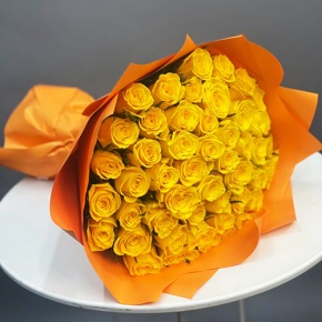 Букет "Солнце взойдет" из 51 лимонной розы (40 см) в Коломне