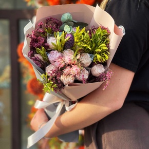 Букет "Конфетка" из капса и шоколадных пионов в Коломне