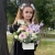 Композиция с георгинами на 1 сентября в белом ящике в Коломне