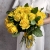 Букет из 25 лимонных роз с рускусом (40 см) в Коломне Букет из 25 лимонных роз с рускусом (40 см) в Коломне