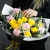 Букет "Моя нежность" из лимонных роз, ромашек и диантусов в Коломне