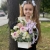 Композиция с георгинами на 1 сентября в белом ящике в Коломне