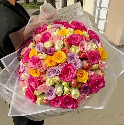 Букет "Bubble gum" из 101 розы микс (50 см) в Коломне